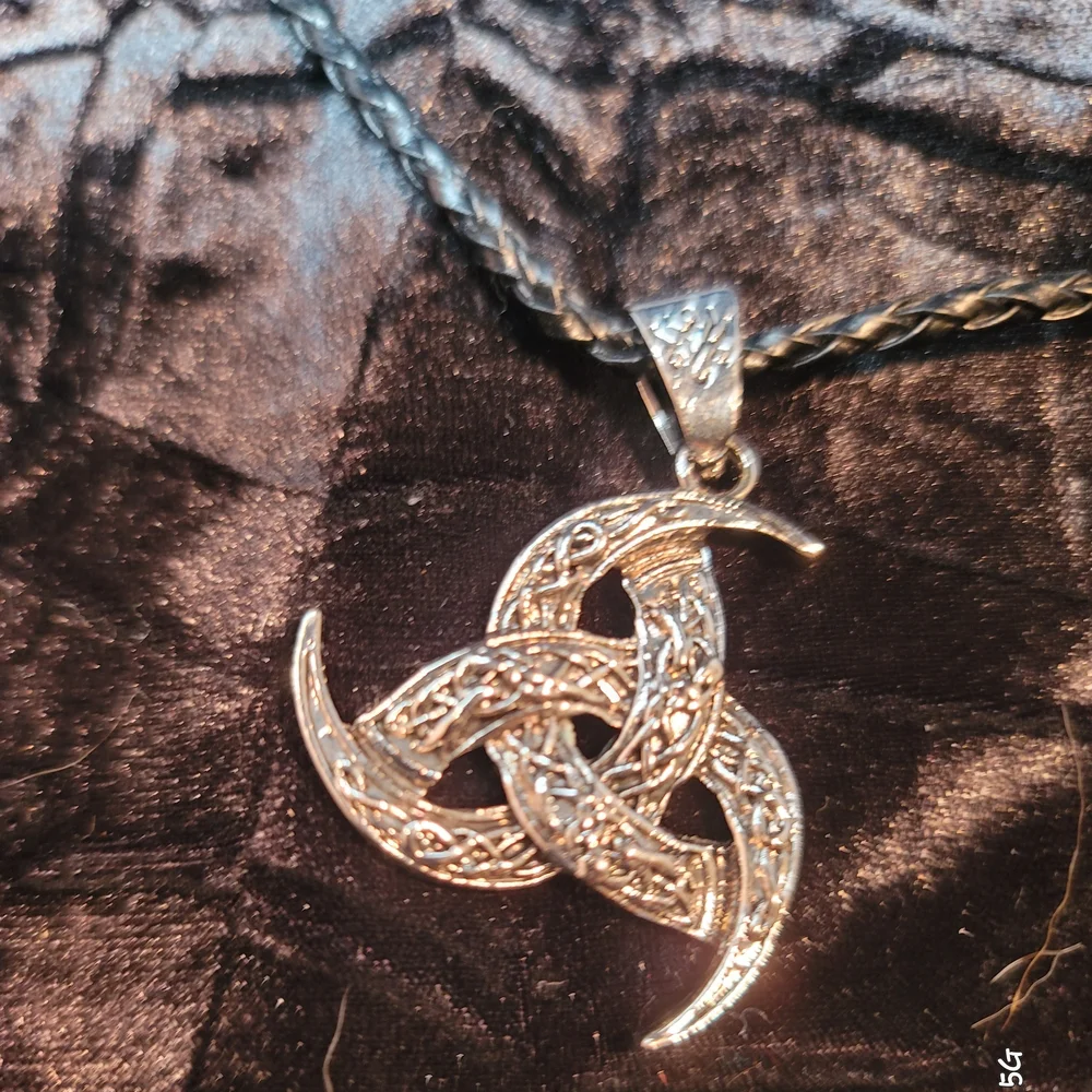 0509. Matte Black Pendant w/bold ~ Intricate ~Celtic Silver ~Triquetra Necklace